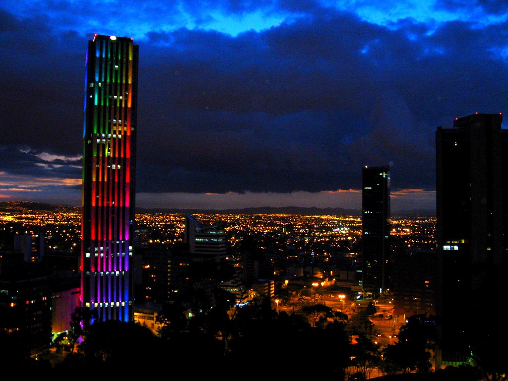 Vista de Bogotá con arquitectura contemporánea